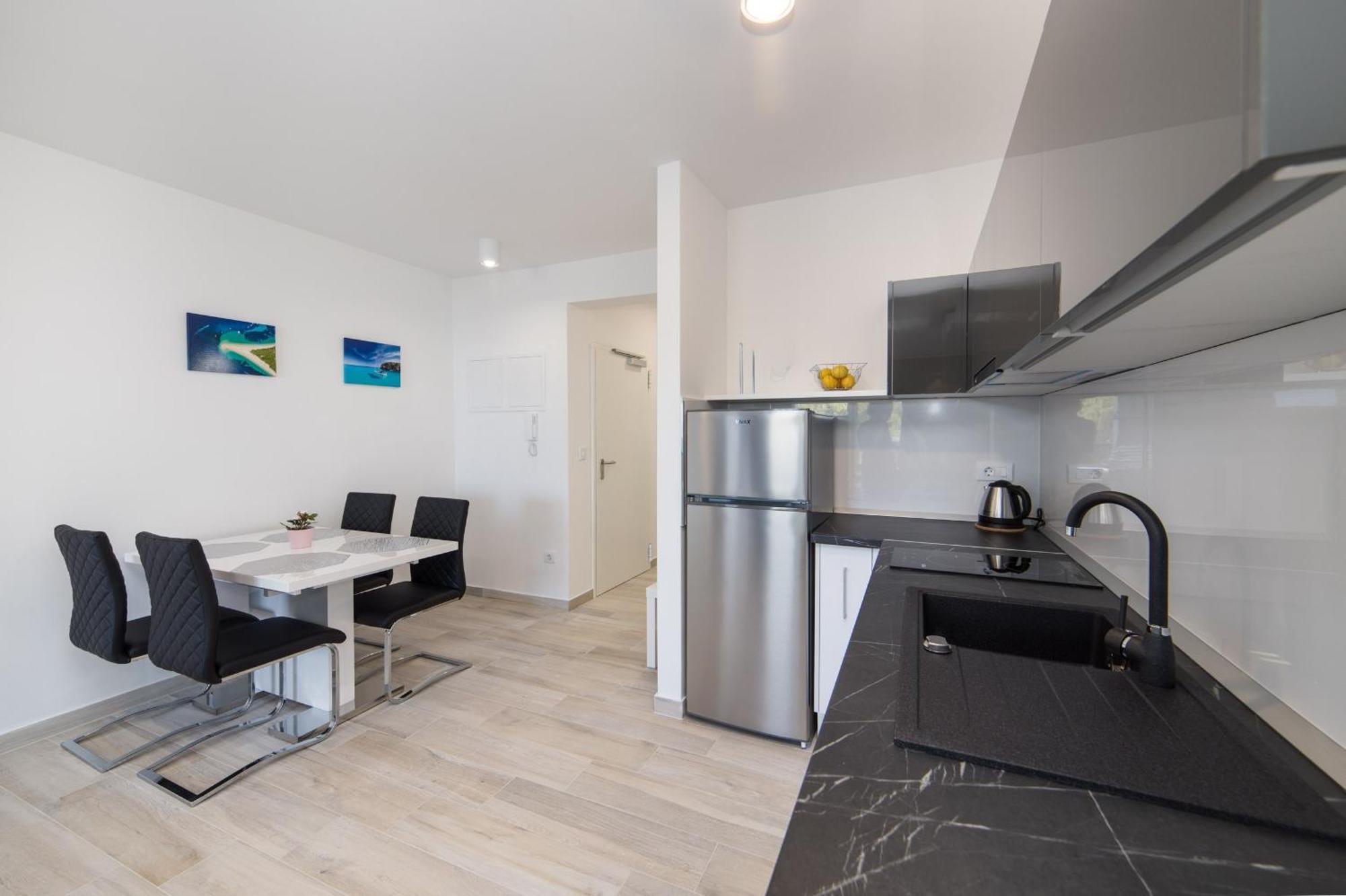 Apartments Blanka House ماكارسكا الغرفة الصورة